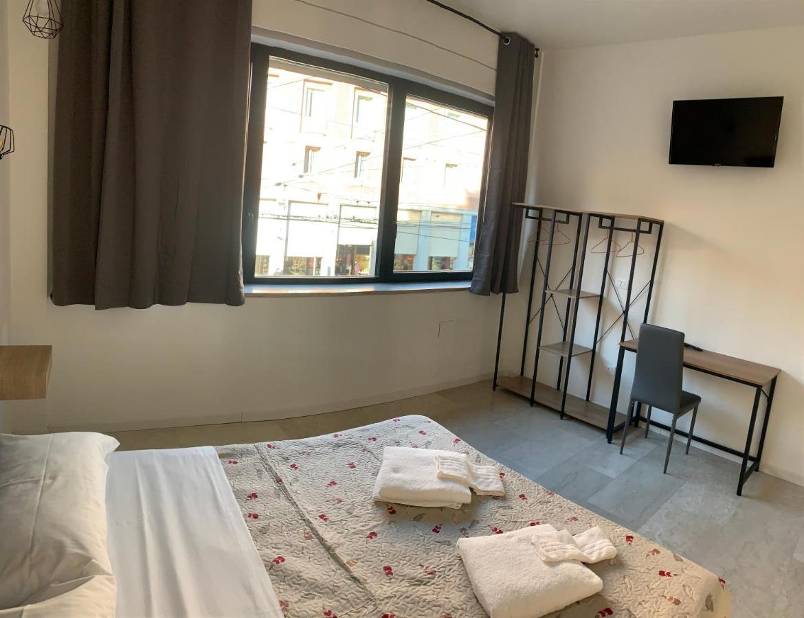Galleria Del Toro 3 Rooms Bologna Ngoại thất bức ảnh